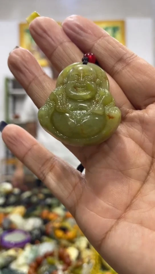 未镶嵌岫玉吊坠