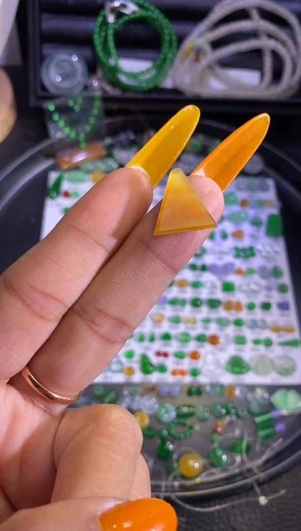 未镶嵌挂件翡翠牌