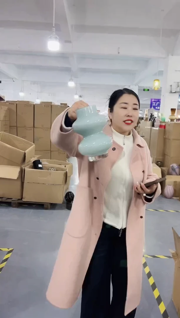 【闪购商品】玻璃花伴你花瓶微瑕-9K22