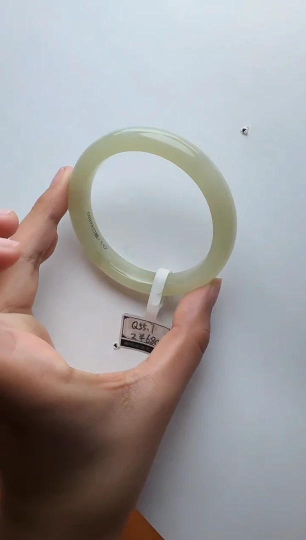 【闪购商品】和田玉手镯未镶嵌55/56圈口 03