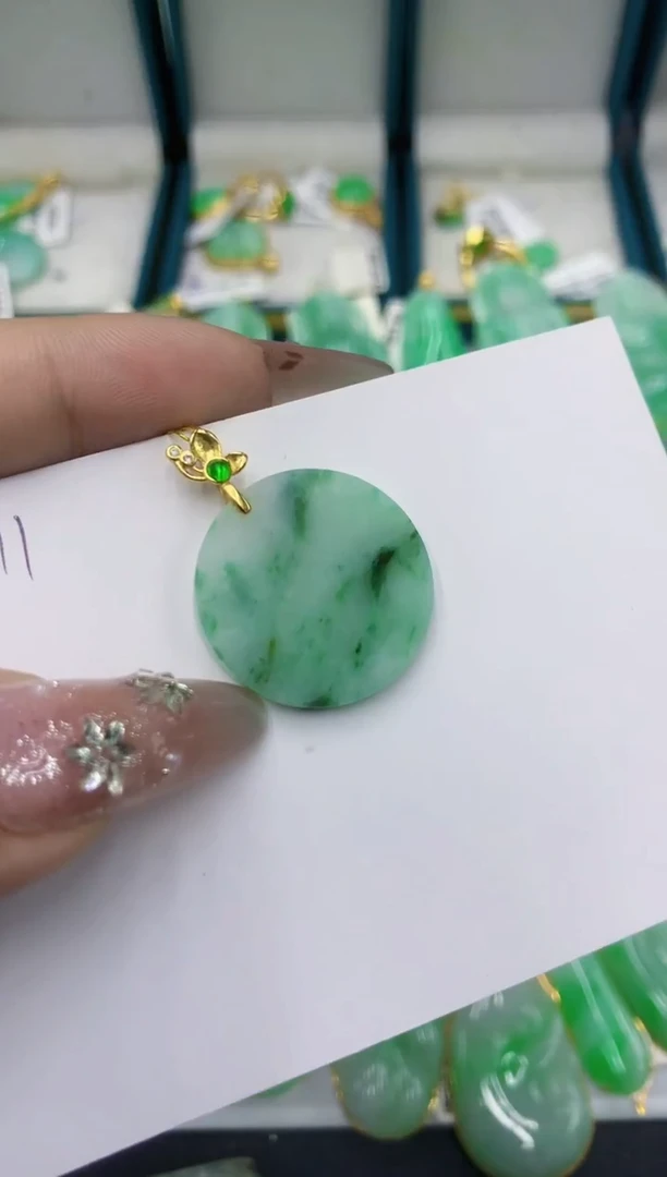 颈饰未镶嵌翡翠111111