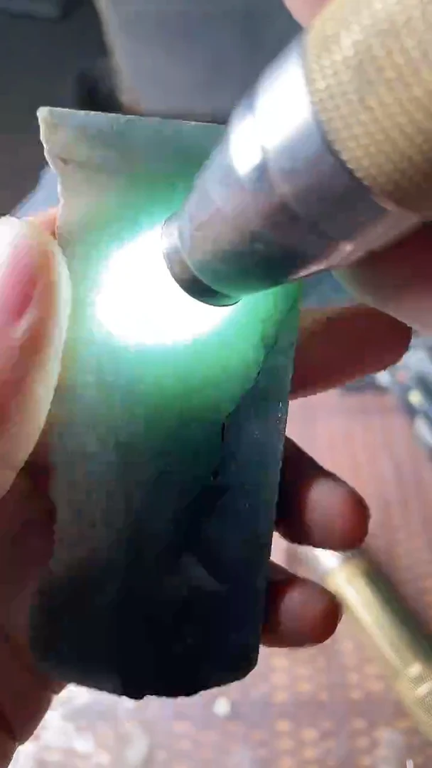 翡翠裸石天然缅甸A货翡翠