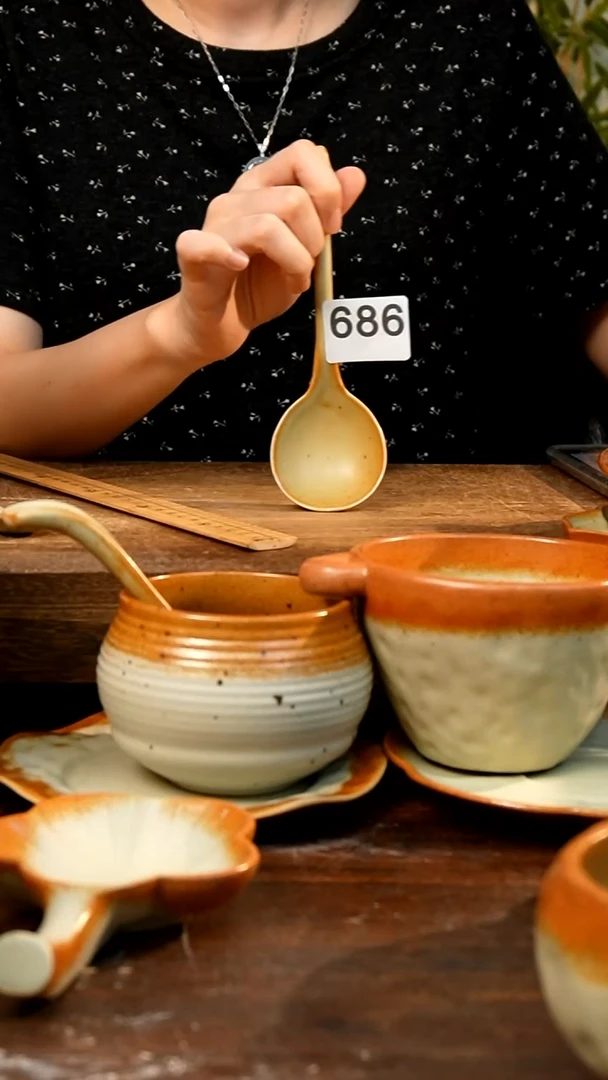 盘高颜值粗陶餐具限时抢购