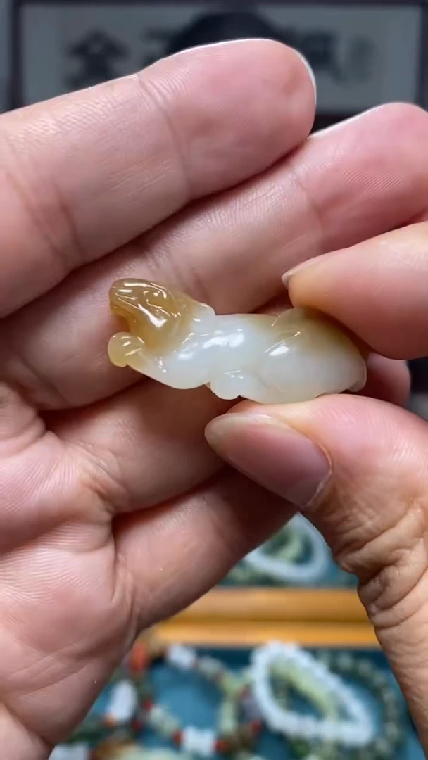 颈饰未镶嵌和田玉59