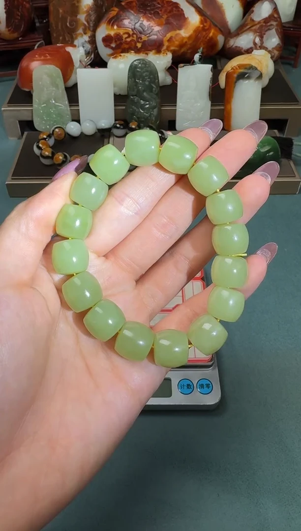 【闪购商品】和田玉手串未镶嵌111hk14