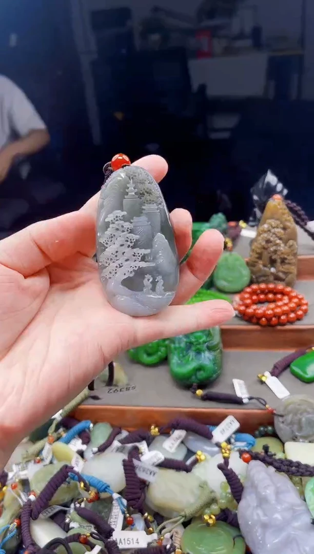 和田玉未镶嵌颈饰拍一发一