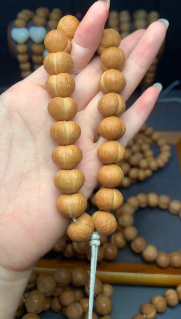 猴头核桃手串15+屁桃手持