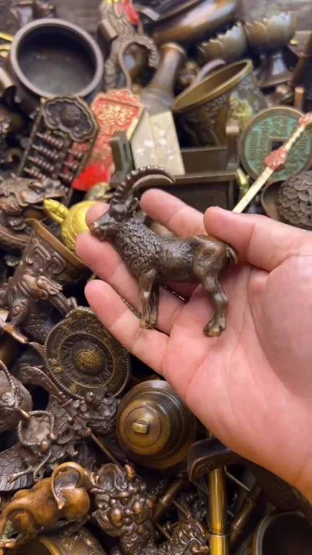 精美铜器，点击下单