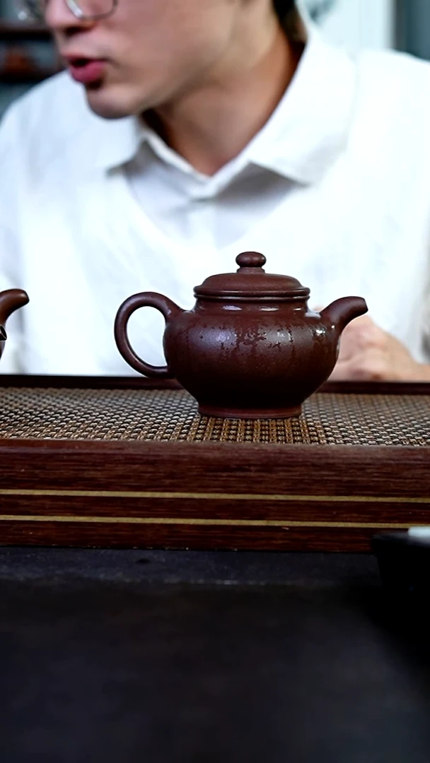茶壶紫砂   yz      桃花泥     掇只     270cc