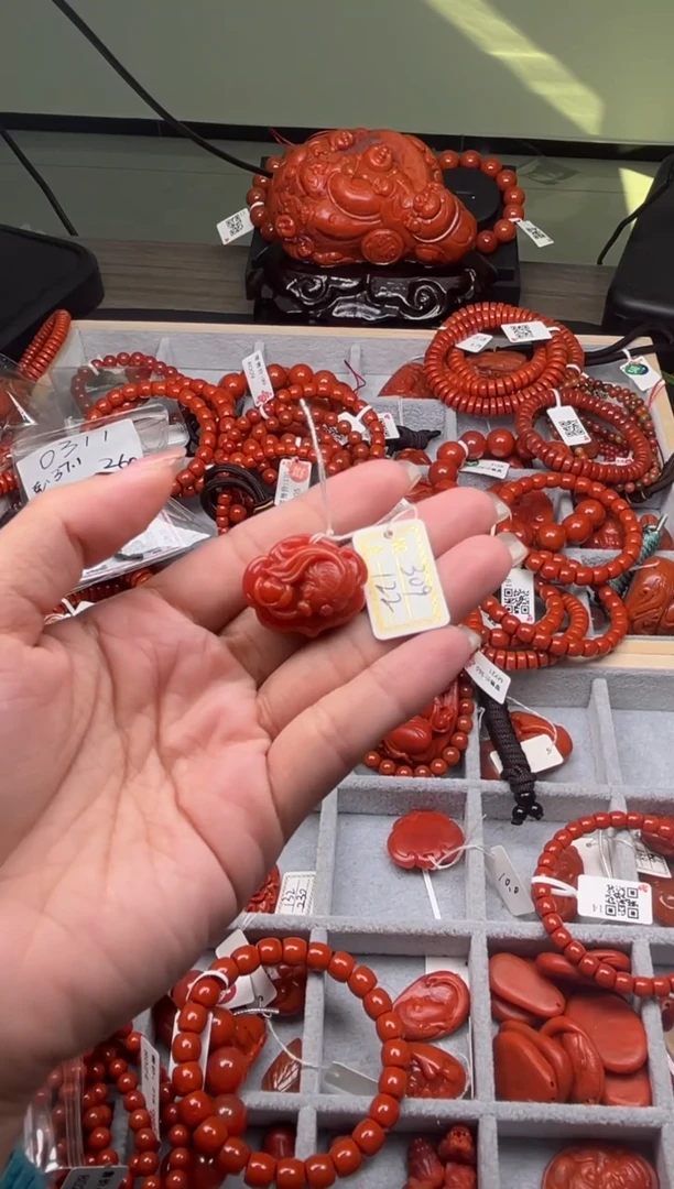 【闪购商品】南红玛瑙珠宝奇石未镶嵌309