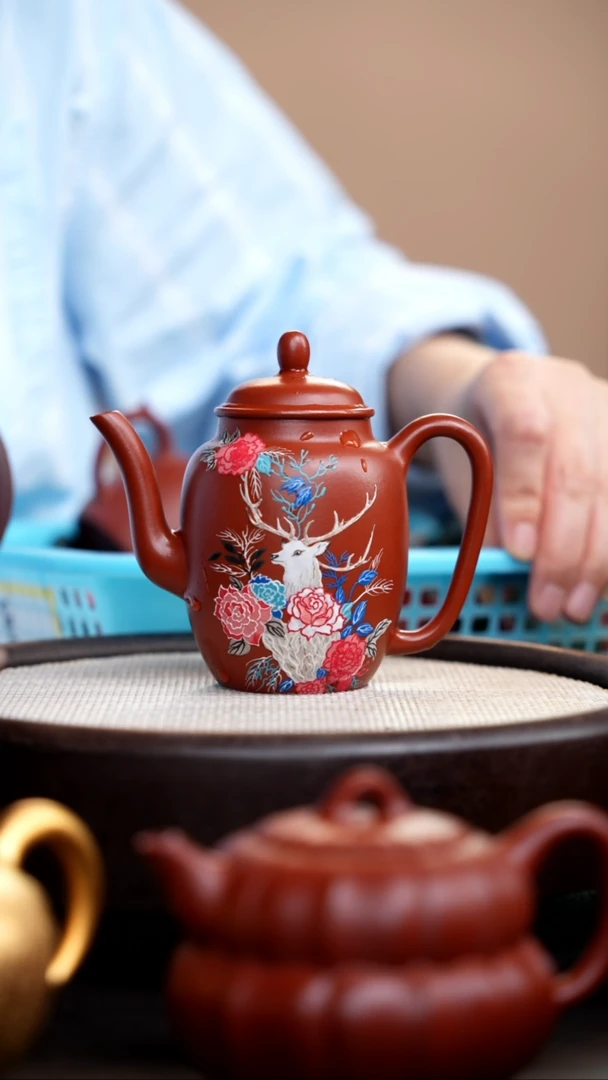 茶壶紫砂亿**码朱泥宫灯泥绘小鹿繁花