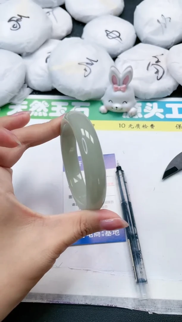 石英质玉手镯未镶嵌149-60