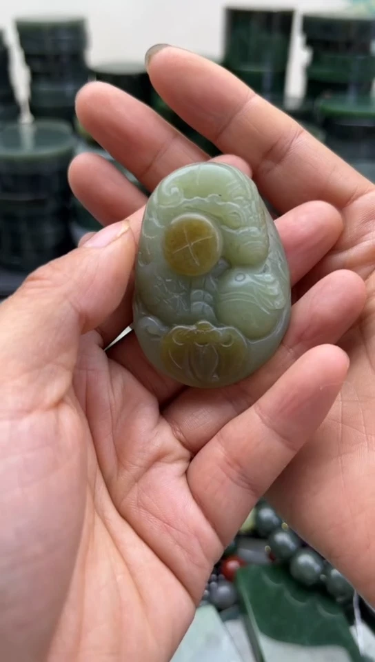 未镶嵌和田玉珠宝半成品貔貅