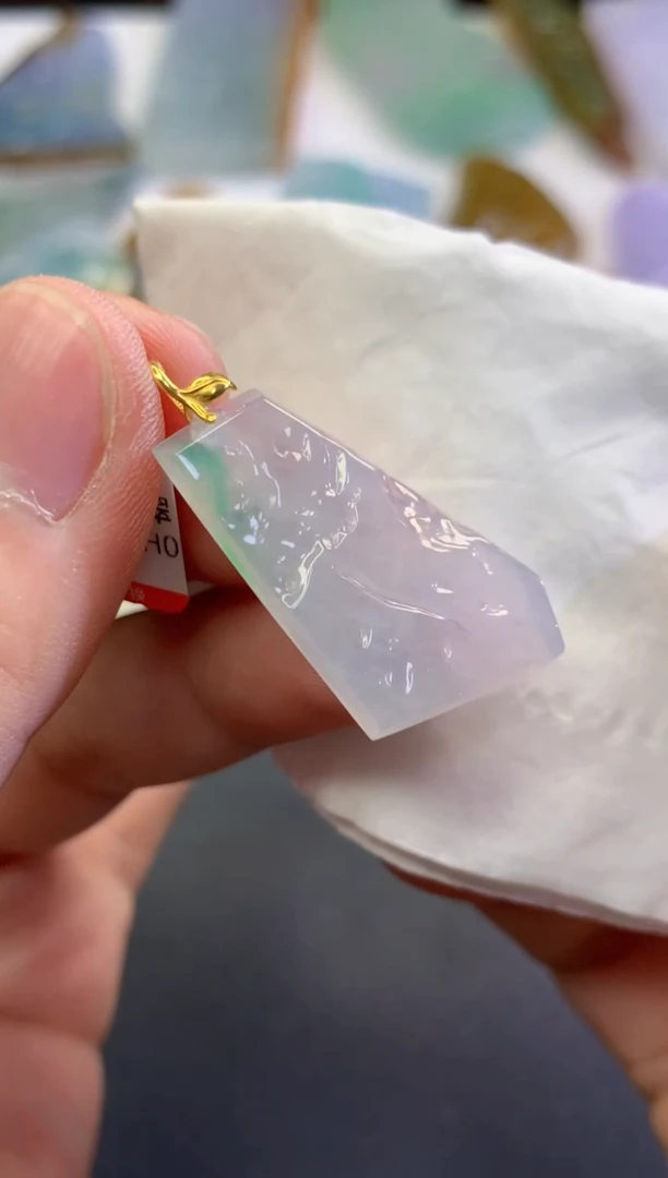 翡翠18K金镶嵌吊坠(不含链)54