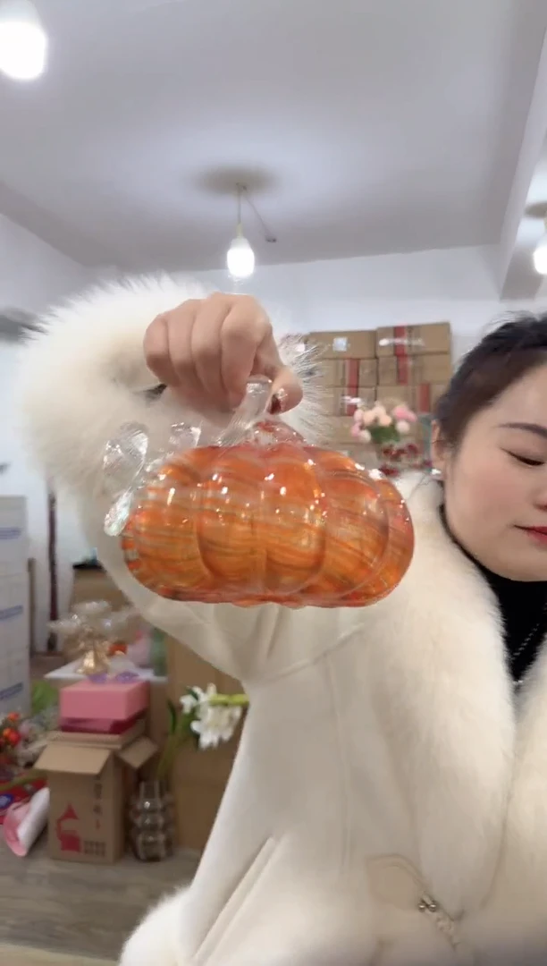 【闪购商品】无铅玻璃甄选花器-p-早36