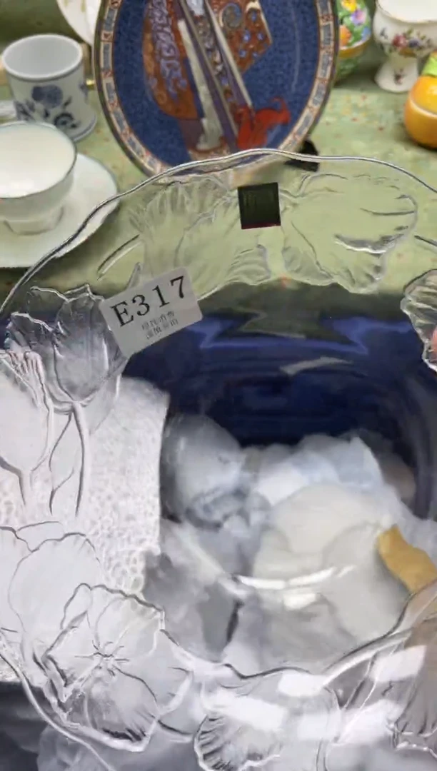 瓷片云***?       E317*