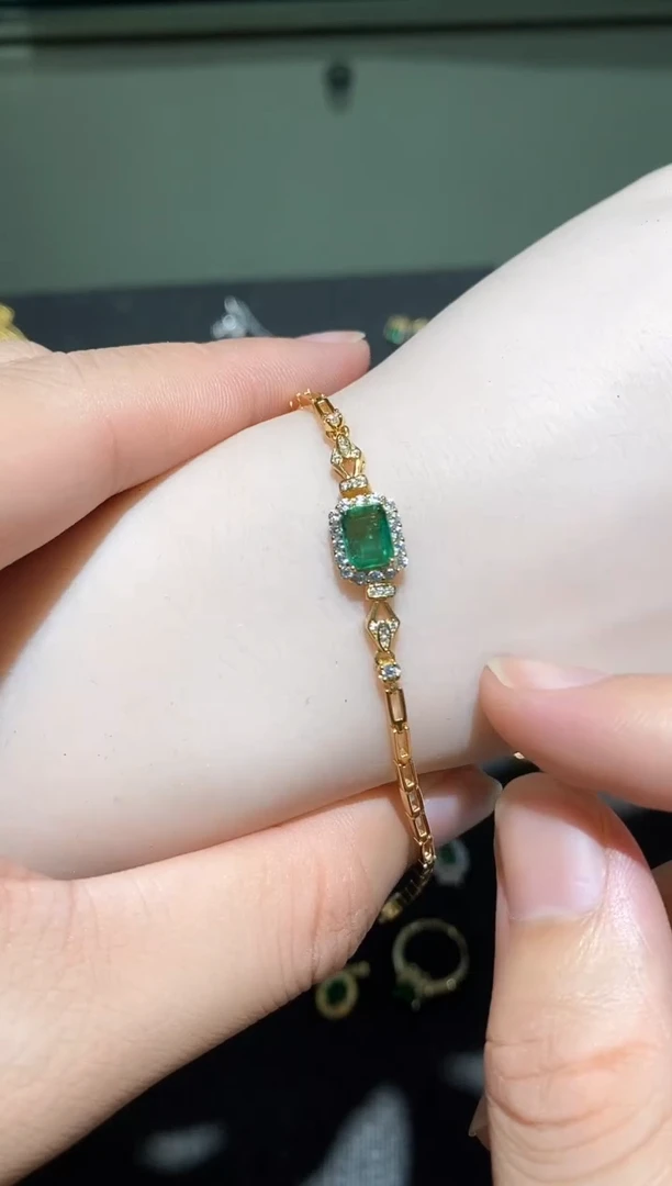 银S925镶嵌手链祖母绿手链