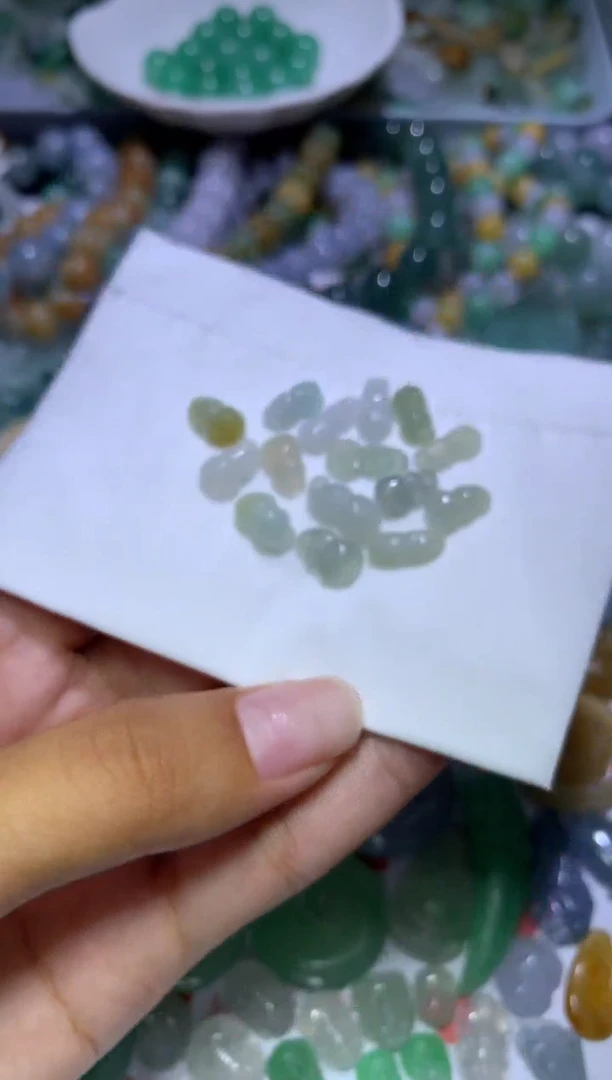 定制翡翠未镶嵌MJX050550