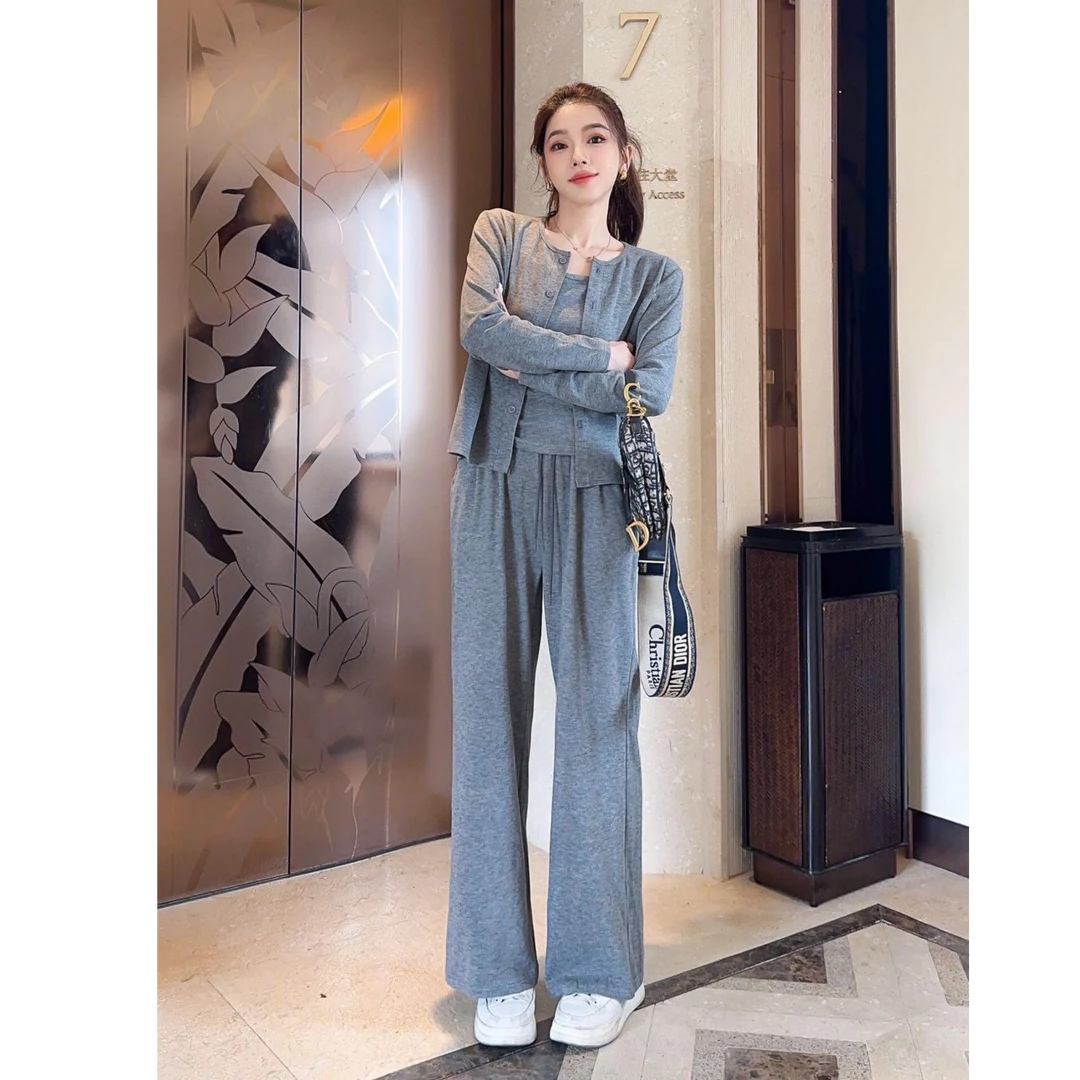 【上衣+外套+裤子】新款时尚套装糯米时尚套装02