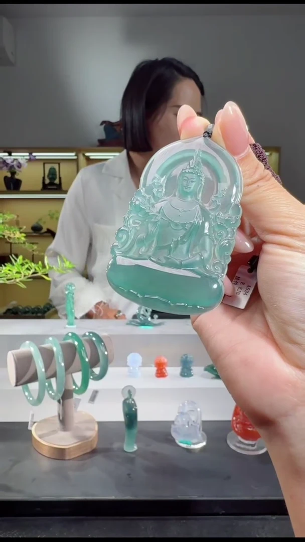 吊坠(不含链)未镶嵌翡翠观音