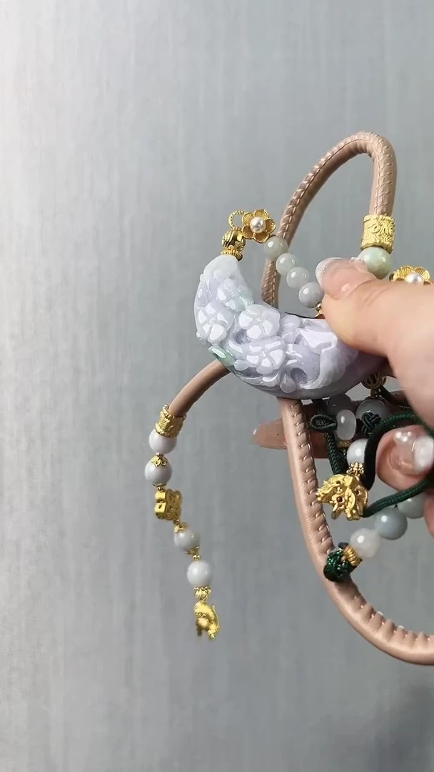 【闪购商品】翡翠颈饰未镶嵌喜上眉梢