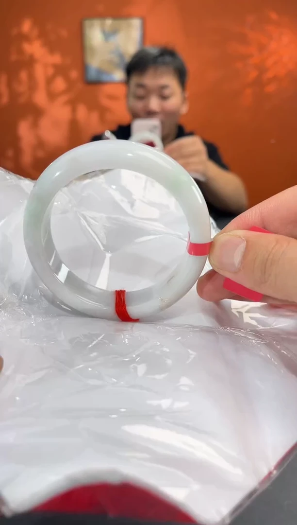 未镶嵌手镯翡翠翡翠手镯