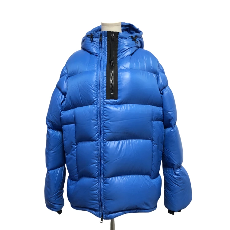 衣服/MONCLER/95新/C1369972907/[251125LT00ER]