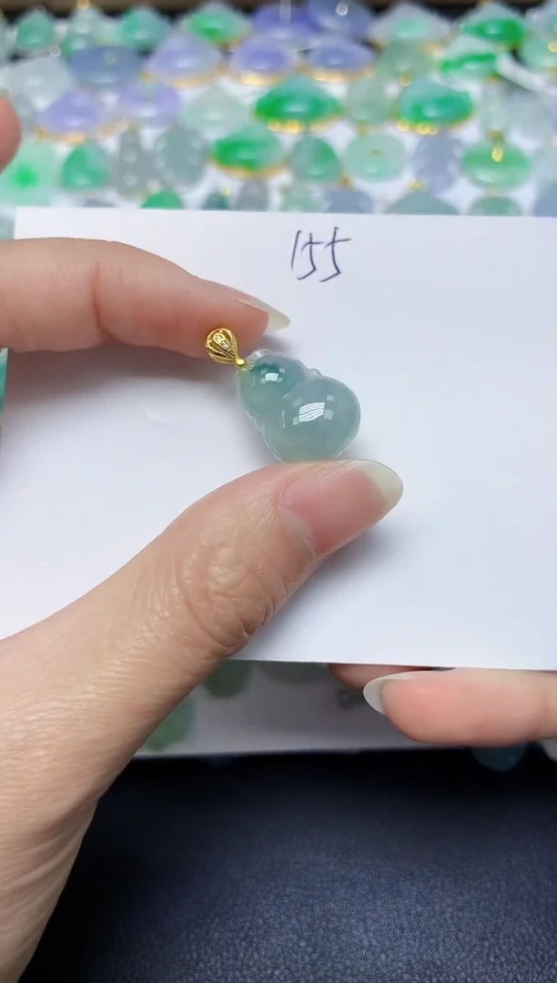 翡翠未镶嵌颈饰天然缅甸翡翠A货