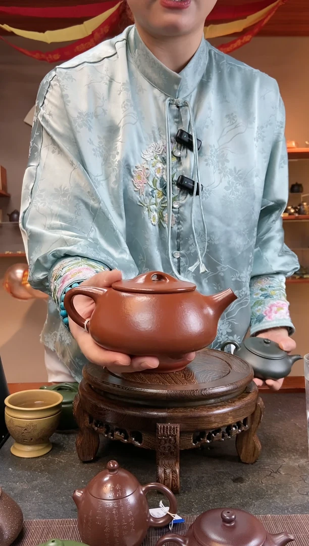 【闪购商品】紫砂茶壶光器景舟石瓢 红卫朱泥