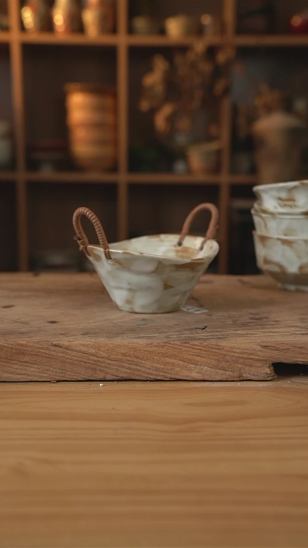 粉影系列的麻绳元宝桶