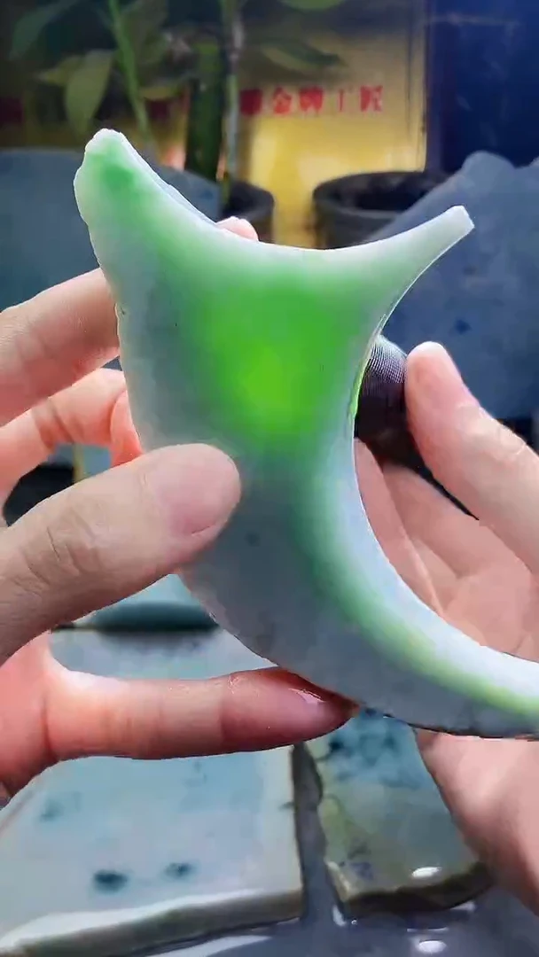 未镶嵌挂件翡翠小雨107