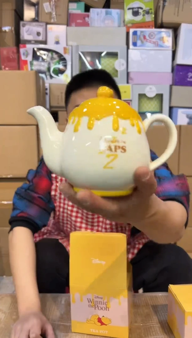 【闪购商品】杯原盒维尼 蜂蜜茶壶