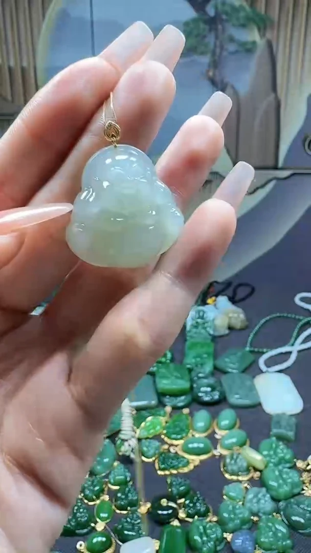 【闪购商品】和田玉吊坠(不含链)18K金镶嵌1