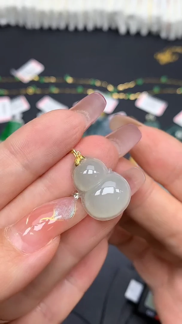 翡翠18K金镶嵌吊坠(不含链)MS193576