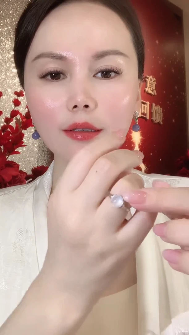 18K金镶嵌戒指翡翠C9