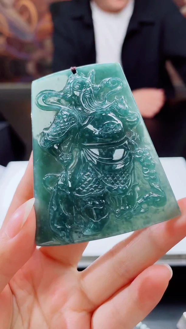 颈饰未镶嵌翡翠翡翠多样性发其一