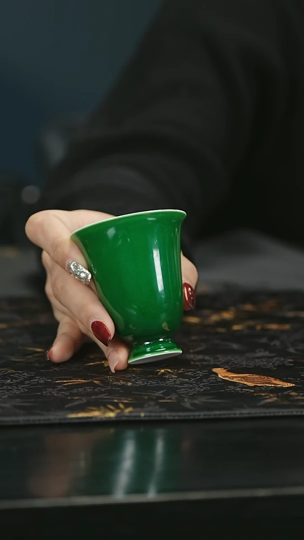 【闪购商品】瓷唐里地王郎窑绿釉闻香杯