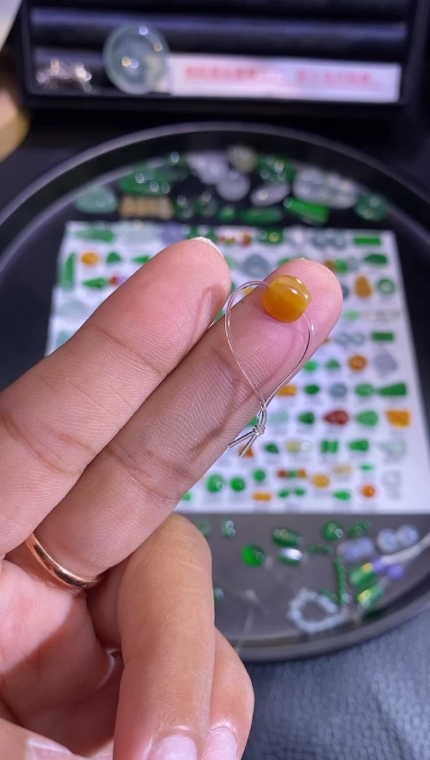 未镶嵌挂件翡翠珠子