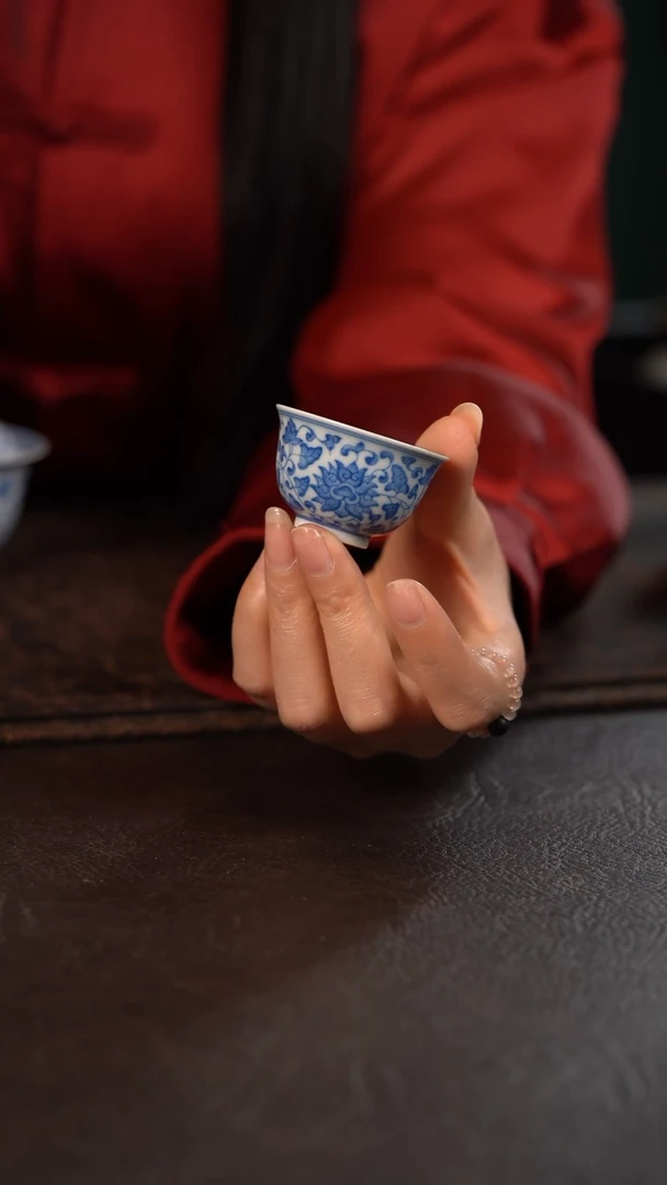 【闪购商品】杯聚澜堂点工缠枝莲一口杯无内绘