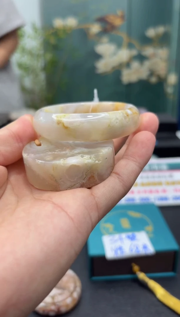未镶嵌手镯石英质玉A156(56圈赠送镯心)