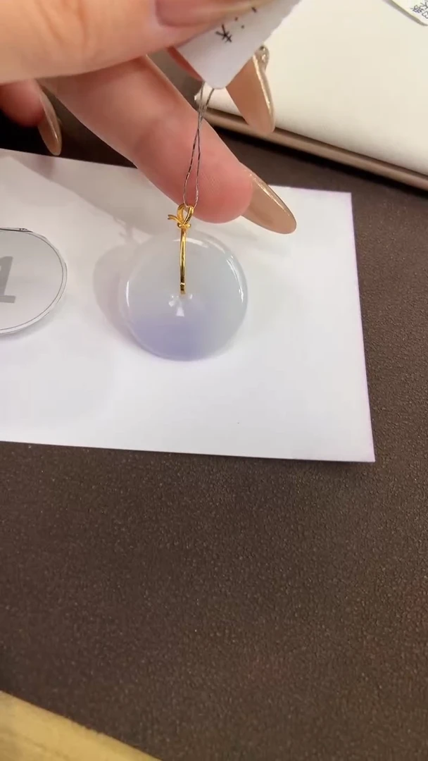 翡翠18K金镶嵌吊坠(赠链)天然缅甸A货翡翠