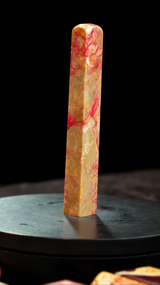 昌化石田黄鸡血石