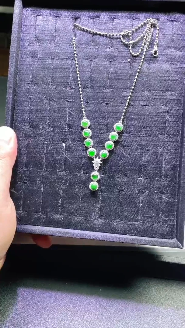 颈饰银S925镶嵌翡翠首饰