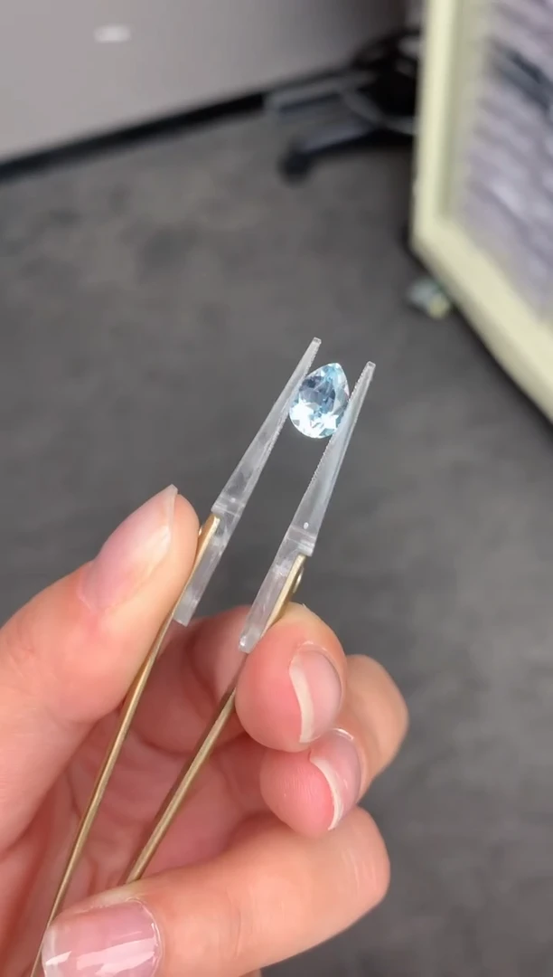 【闪购商品】海蓝宝石裸石未镶嵌1.5ct海蓝宝