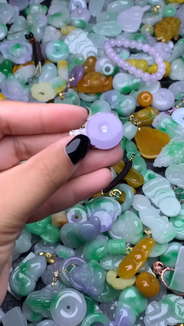 翡翠未镶嵌颈饰天然缅甸翡翠吊坠