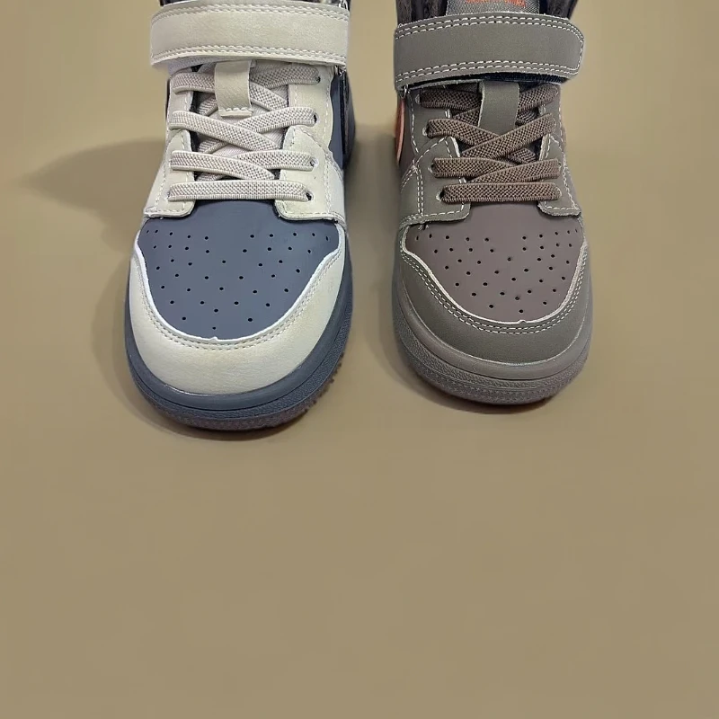 儿童童鞋新款防滑板鞋休闲风四季百搭鞋子运动鞋14