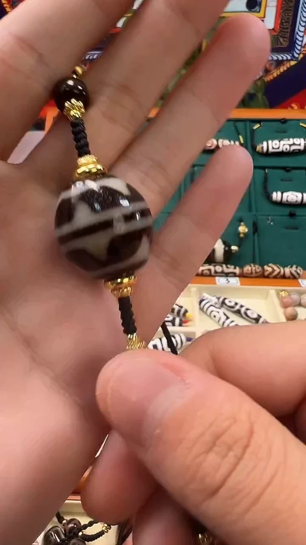 玛瑙/玉髓（覆膜）颈饰合金23.（微瑕）