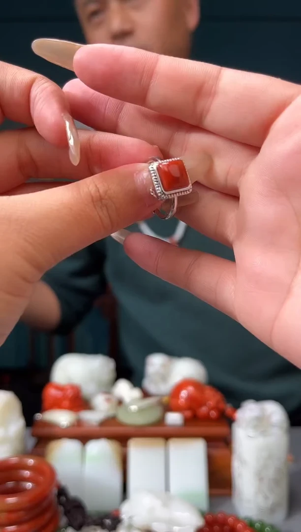 【闪购商品】南红玛瑙颈饰未镶嵌戒指