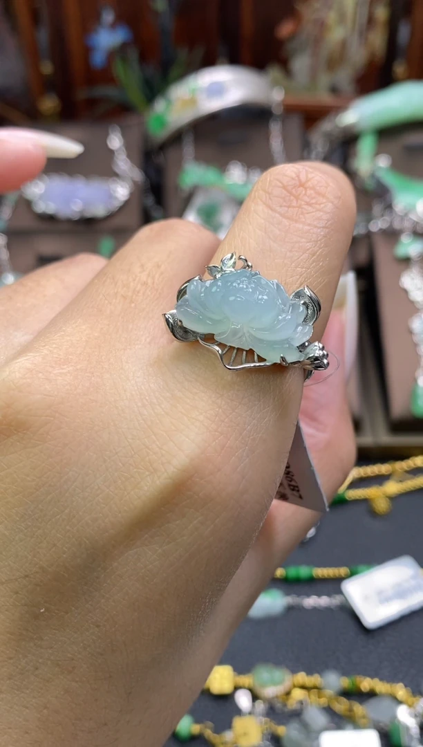 颈饰银S925镶嵌翡翠净货13980