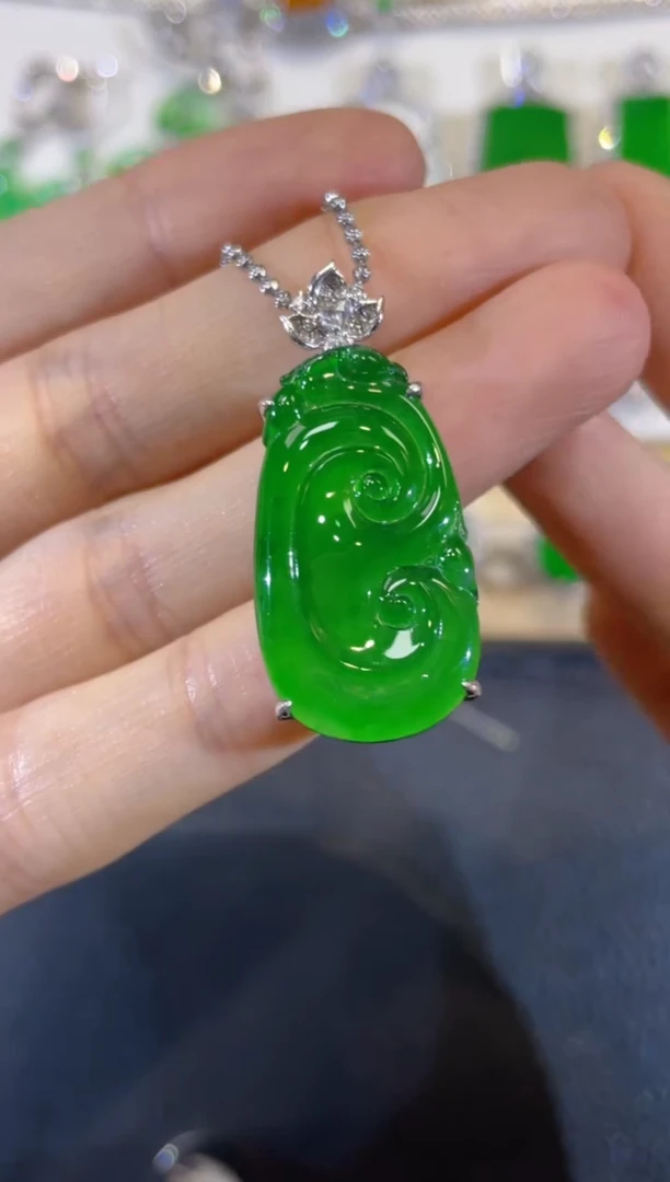 吊坠(不含链)18K金镶嵌翡翠团购8
